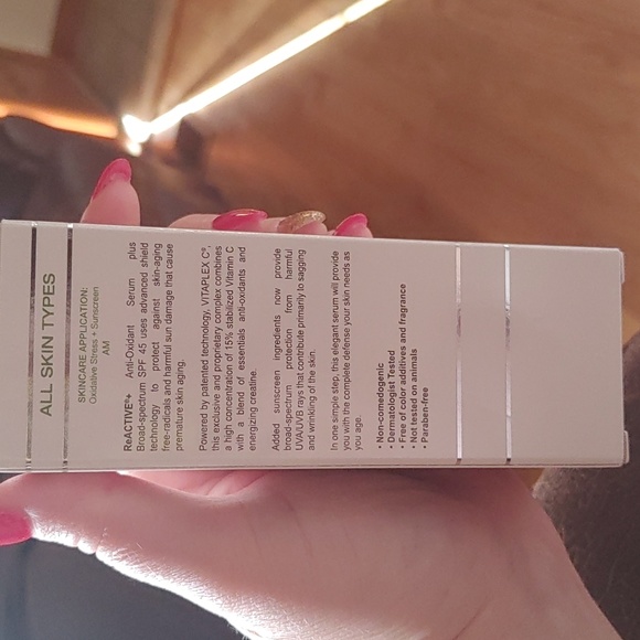 Neocutis ReActive + Anti-Oxidant Serum+Broad Spectrum SPF 45 - Picture 6 of 6